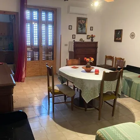 Panzió 5 Di Spade Gioiosa Marea