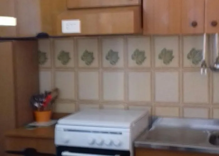 5 Di Spade 3* 焦约萨马雷阿