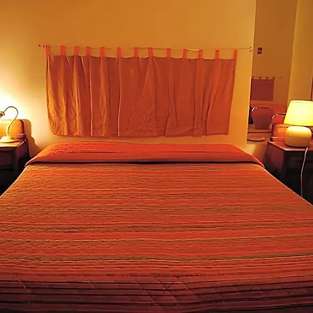 Bed & Breakfast 5 Di Spade Gioiosa Marea